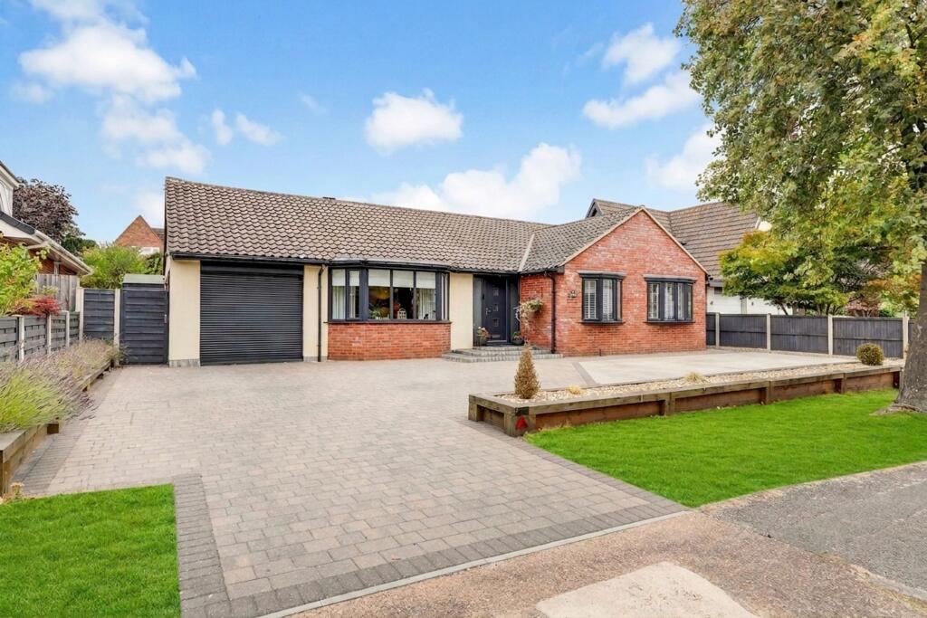 Main image of property: Chatsworth Drive, Mansfield, NG18