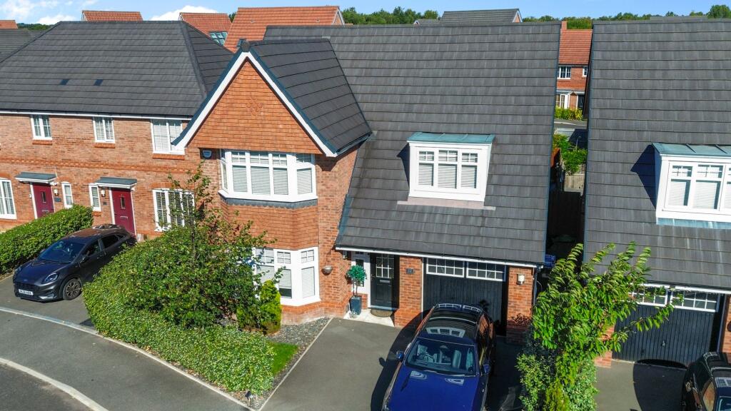 House in St Helens, Abbotsfield, Sutton Leach