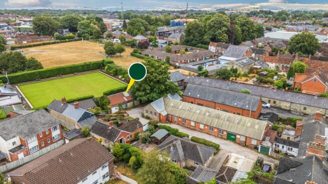 ARMOUR~2.JPG