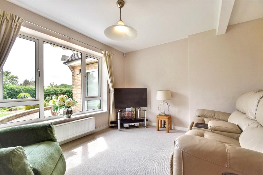House in Wychavon, Martin Hussingtree - More