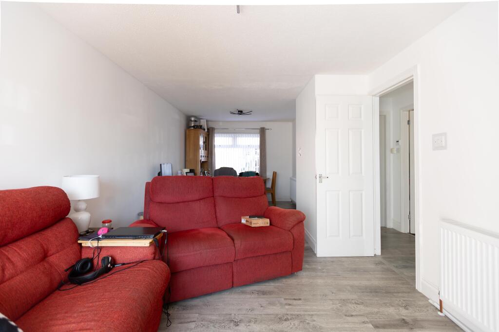 House in Irvine, Tarryholme, Broomlands - View 2