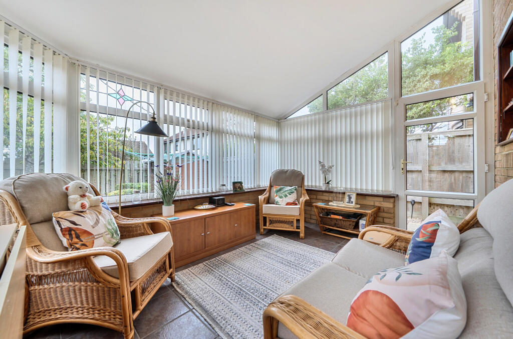 House in Taunton - View 4