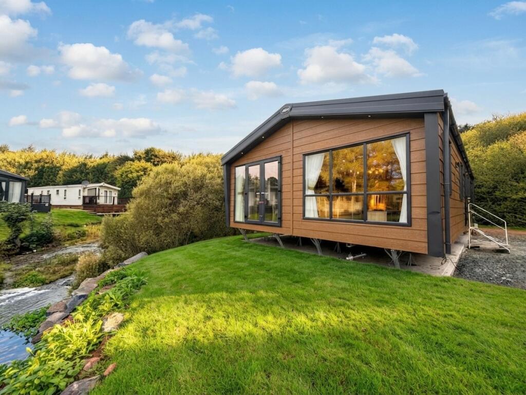 Greenlaw, Duns, TD10 6XX - More