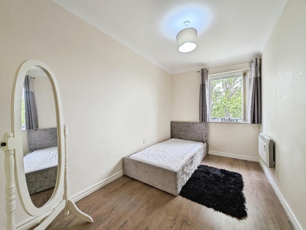 Apartment in Newcastle upon Tyne, North Gosforth - View 6