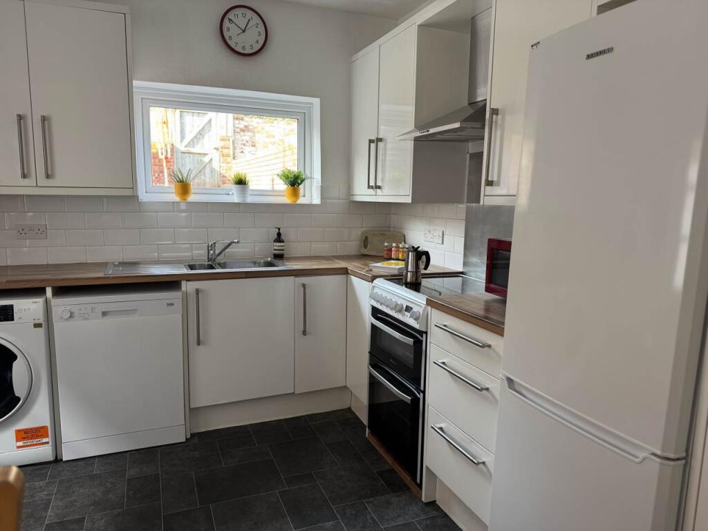 5 bedroom house for rent