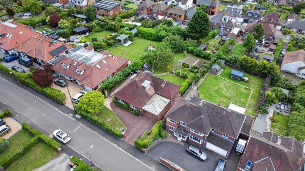 Main image of property: Cleve Avenue, Toton, Nottingham, Nottinghamshire, NG9