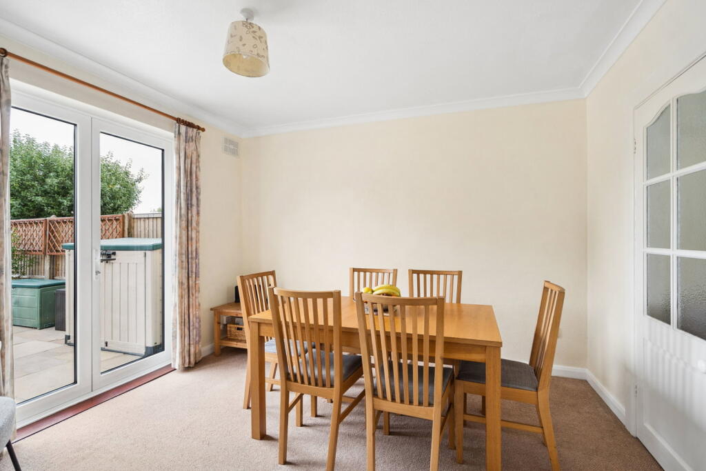 House in Harrow - View 4
