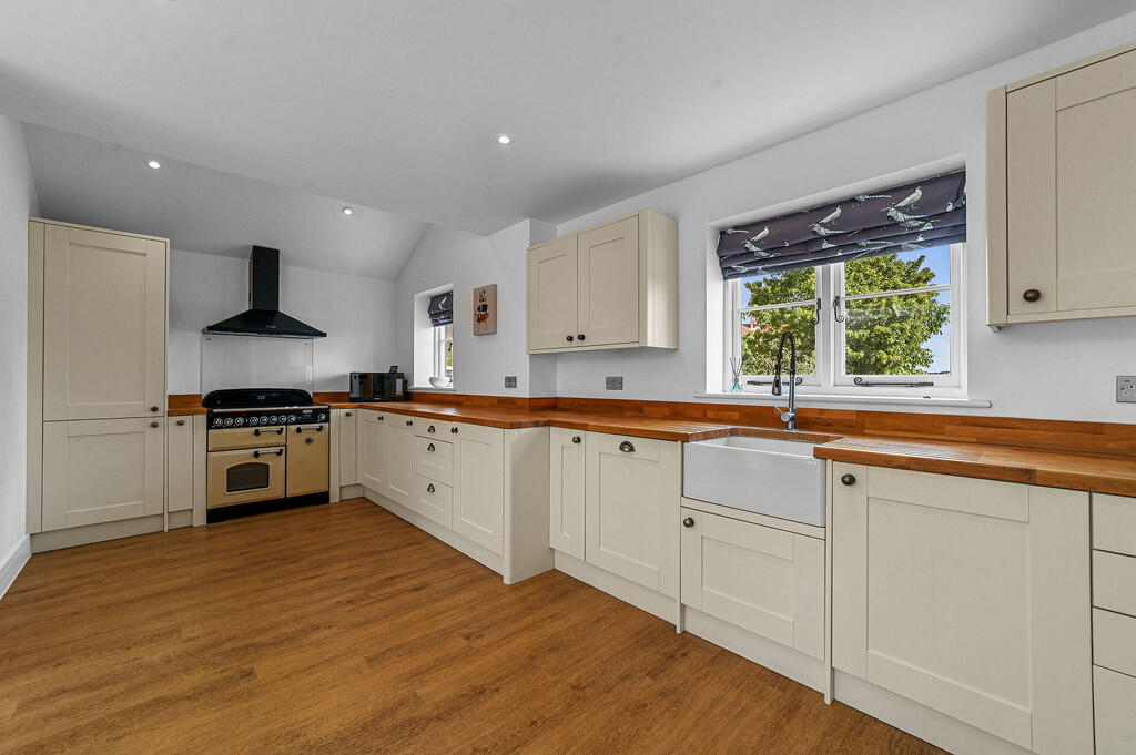 House in Babergh, Kettlebaston - More