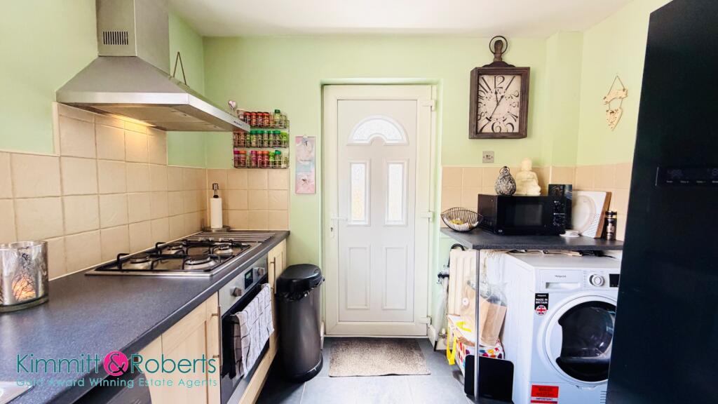 Kemp Road, Peterlee, Durham, SR8 2AA photo 5