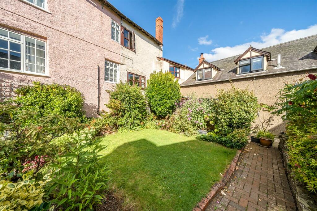 Main image of property: 1 Salop Street, Bishops Castle, Shropshire, SY9 5BW