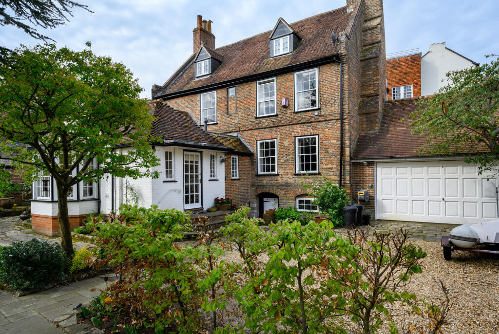 House in Southampton - View 5