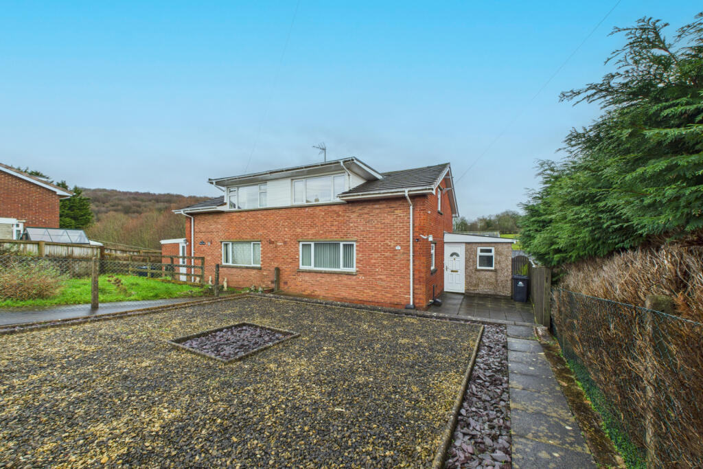 Main image of property: 61 Parks Road, Mitcheldean, Gloucestershire, GL17 0DQ