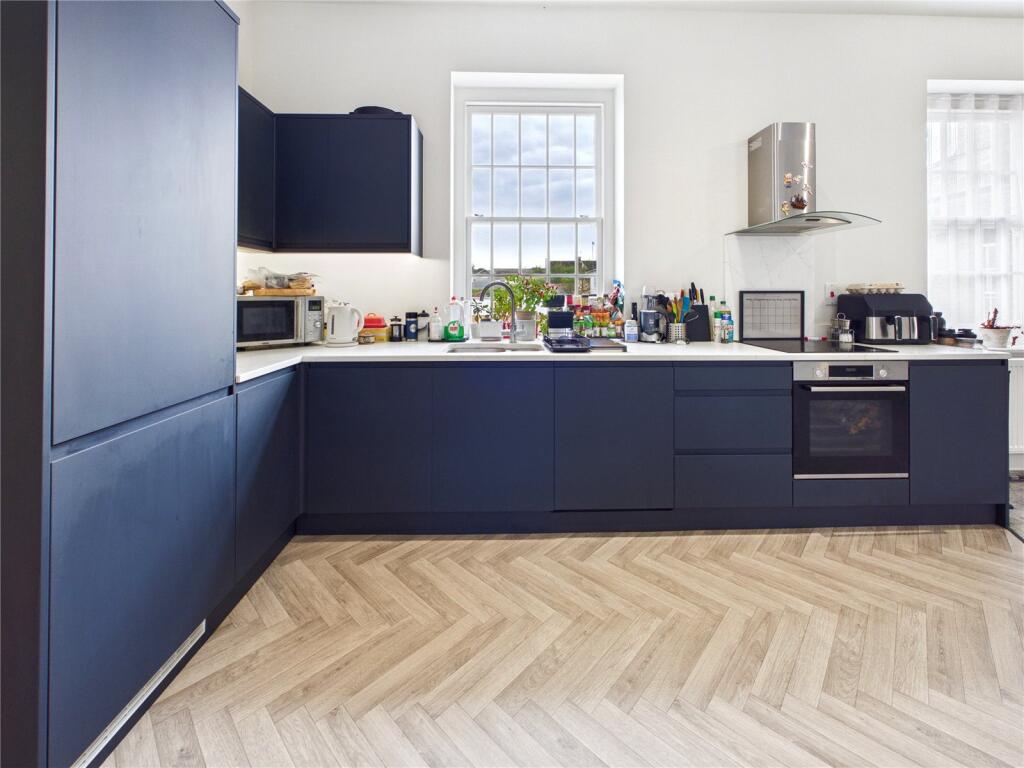 Apartment in Braintree, Kelvedon - View 5