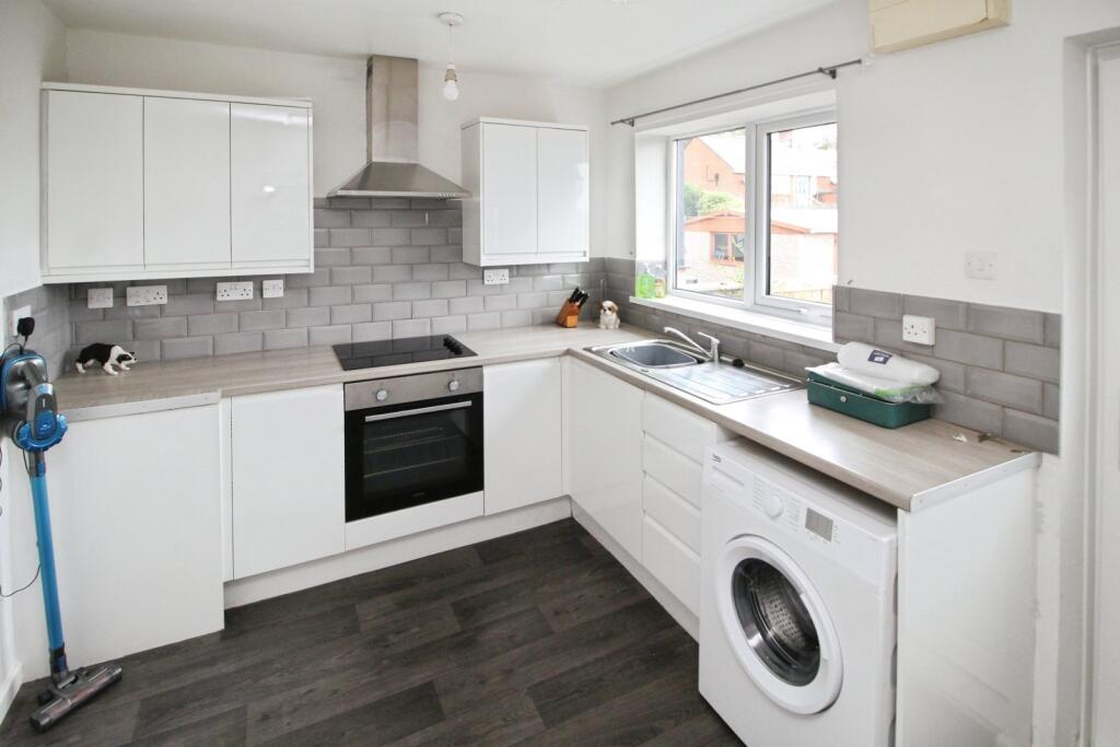 House in Durham - View 5