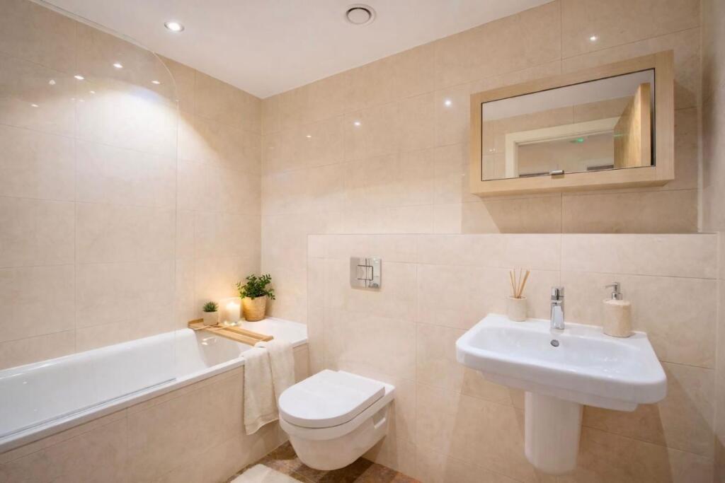 Apartment in Sheffield - View 4