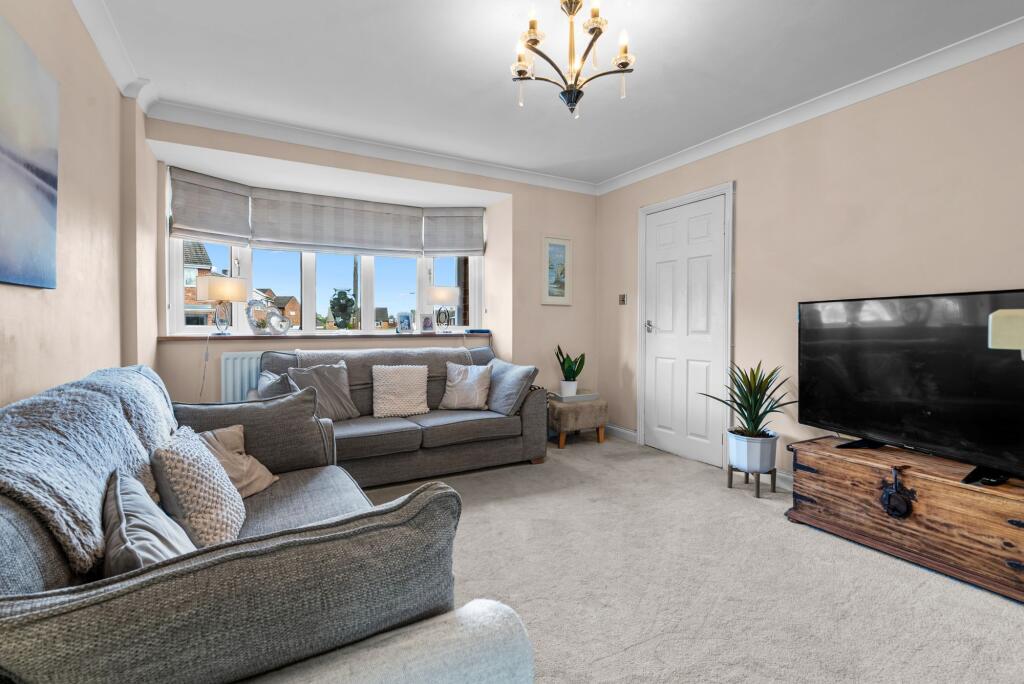 House in Stratford-on-Avon, Studley - More