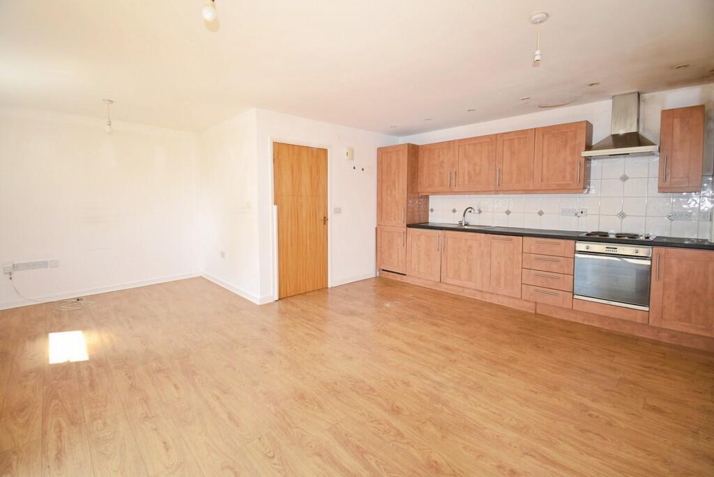 House in Bedford - View 5