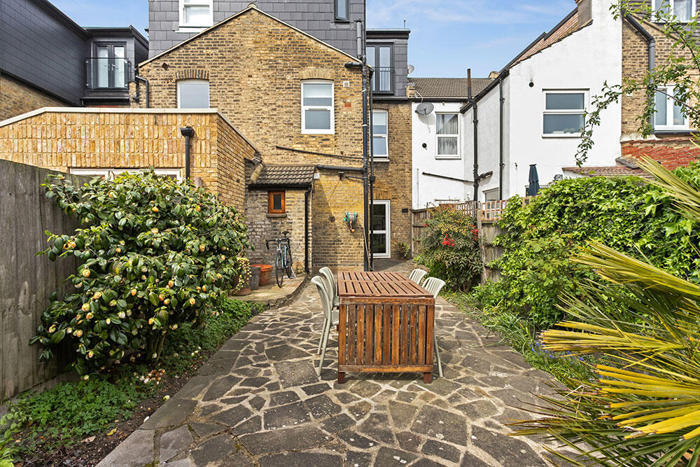 Richmond Road, Leytonstone, E11 - View 4