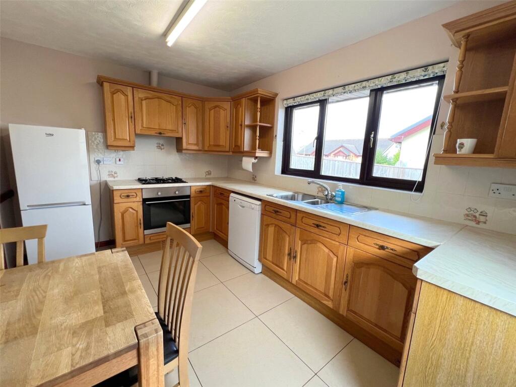 Hermitage Grove, Haverfordwest, Pembrokeshire, SA61 photo 4