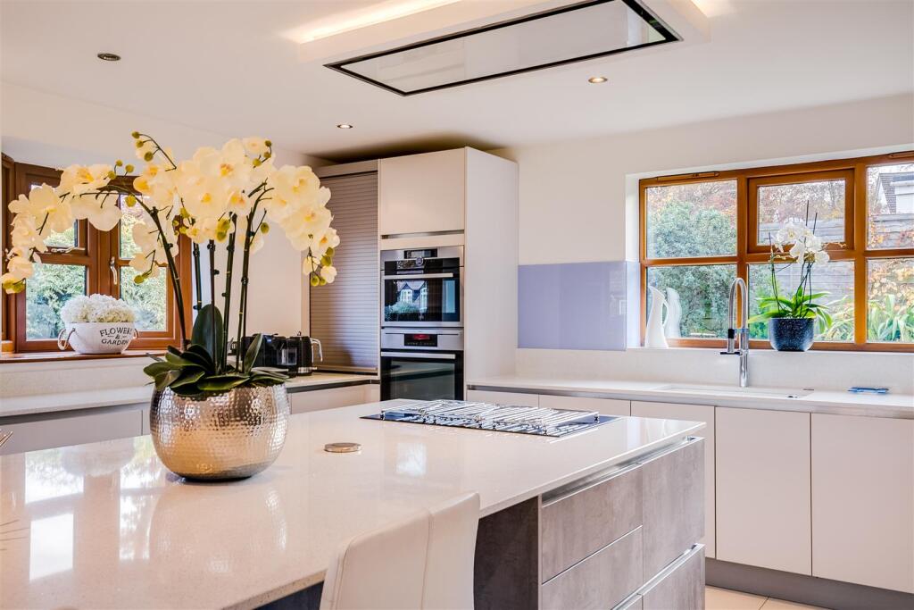 Additional image 20 of Chestnut Walk, Welwyn, AL6