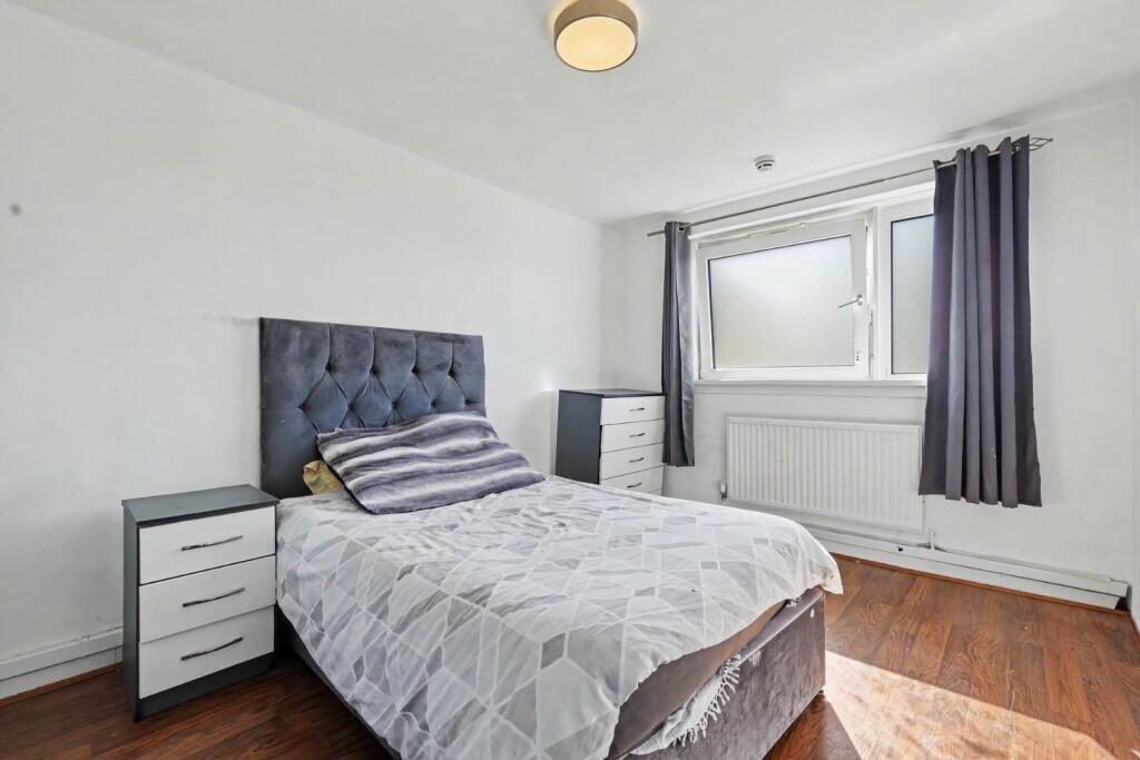 Apartment in London - View 3