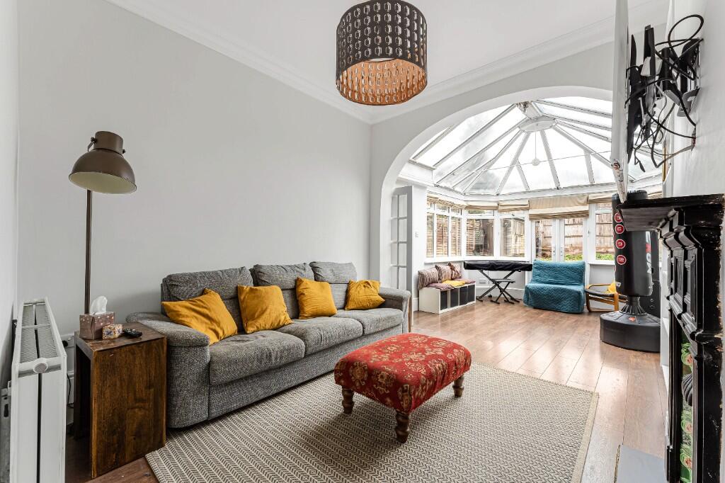 Eastwood Road, London, E18 - View 4