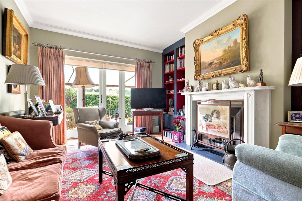 House in Tendring, Mistley - More
