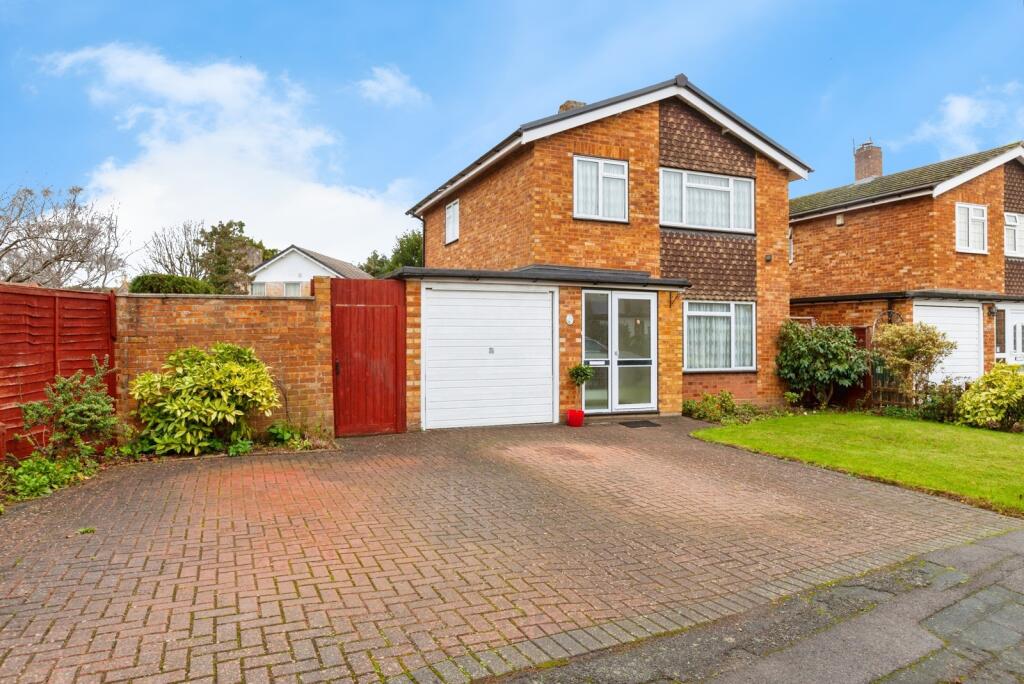 Main image of property: Long Drive, Burnham, Buckinghamshire, SL1