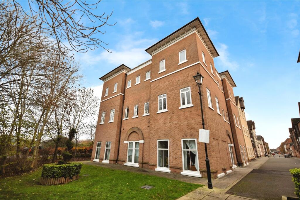 Main image of property: Pine Street, Aylesbury, Buckinghamshire, HP19