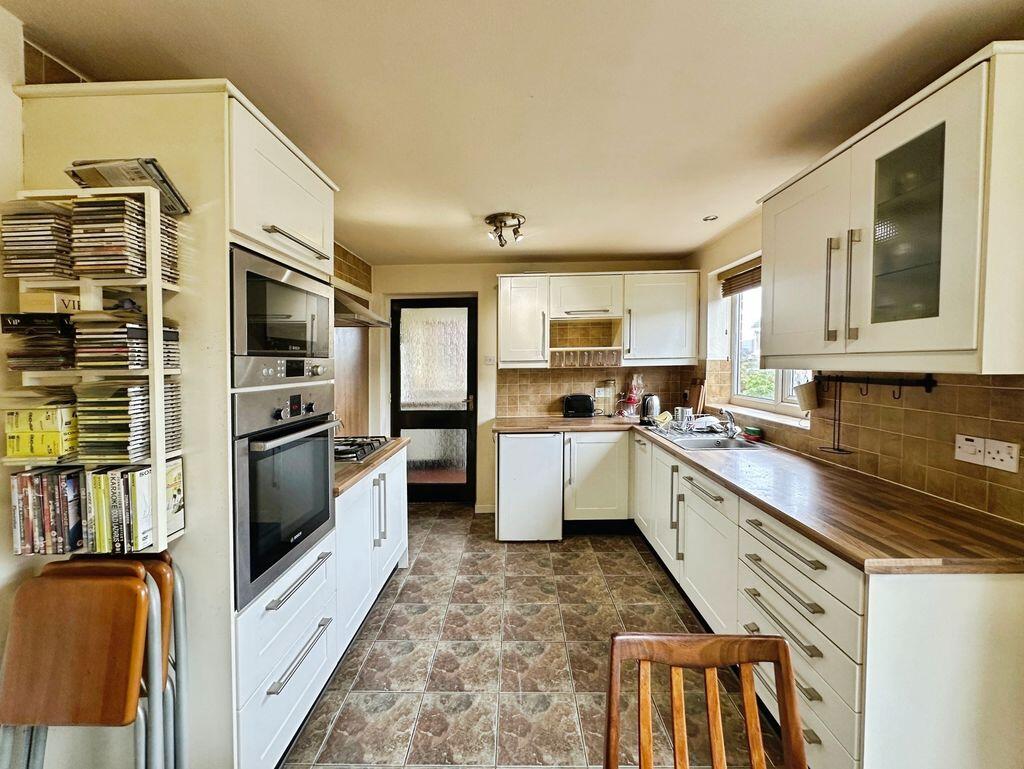 House in Oldham, Stock Brook, Chadderton - View 4