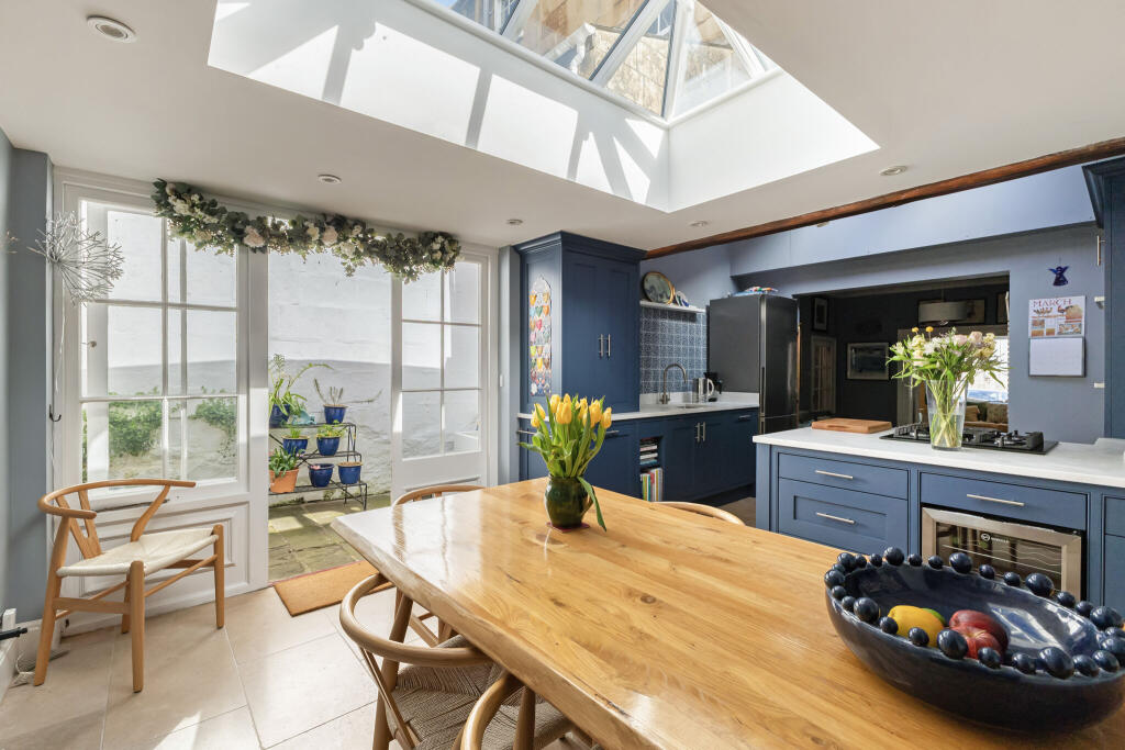 Additional image 7 of Highbury Place, Bath, BA1