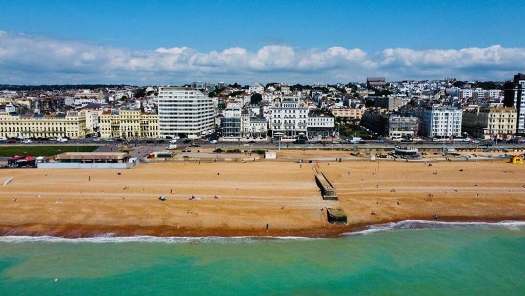 Main image of property: Kings Road, Brighton BN1 2PJ