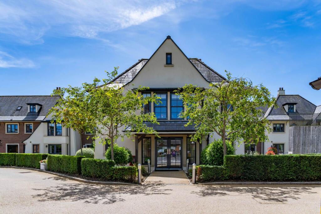 Main image of property: Fleur De Lis, Marlborough, SN8 2FN