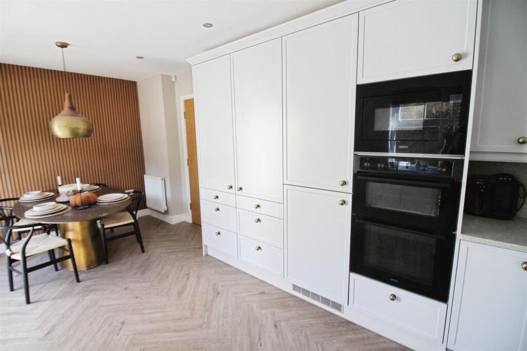 House in Leeds - View 5