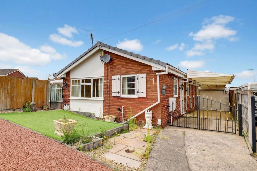 Main image of property: Willow Avenue, Forest Town, NG19