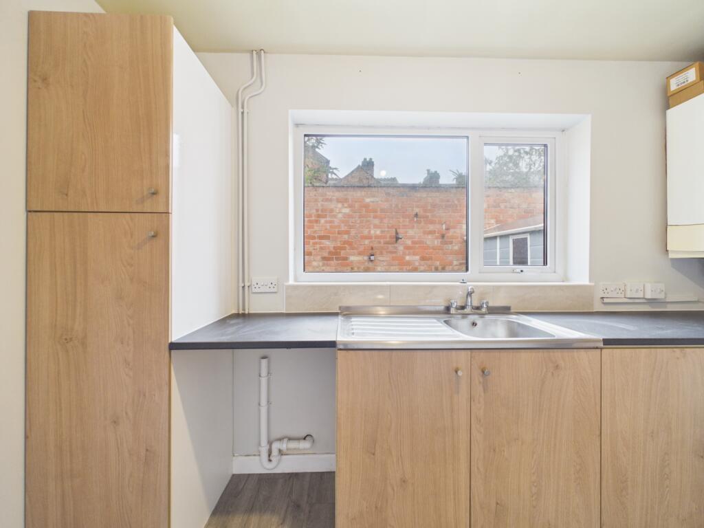 Doctor Cookes Close, Barwell photo 3