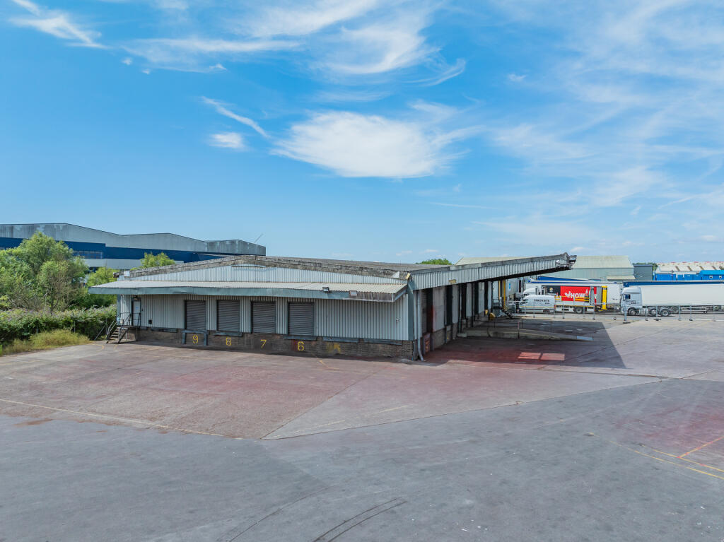Unit 1 Dean Road Trading Estate, Avonmouth WEB-15.jpg