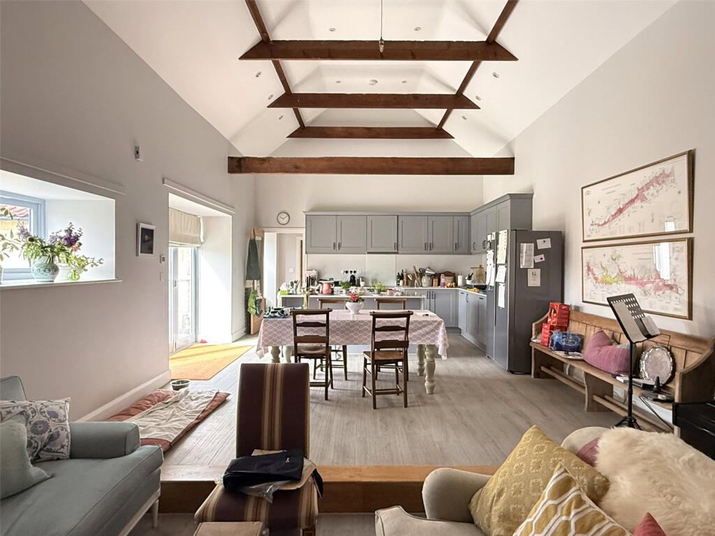 Main image of property: 1 Old Welland Farm, Main Street