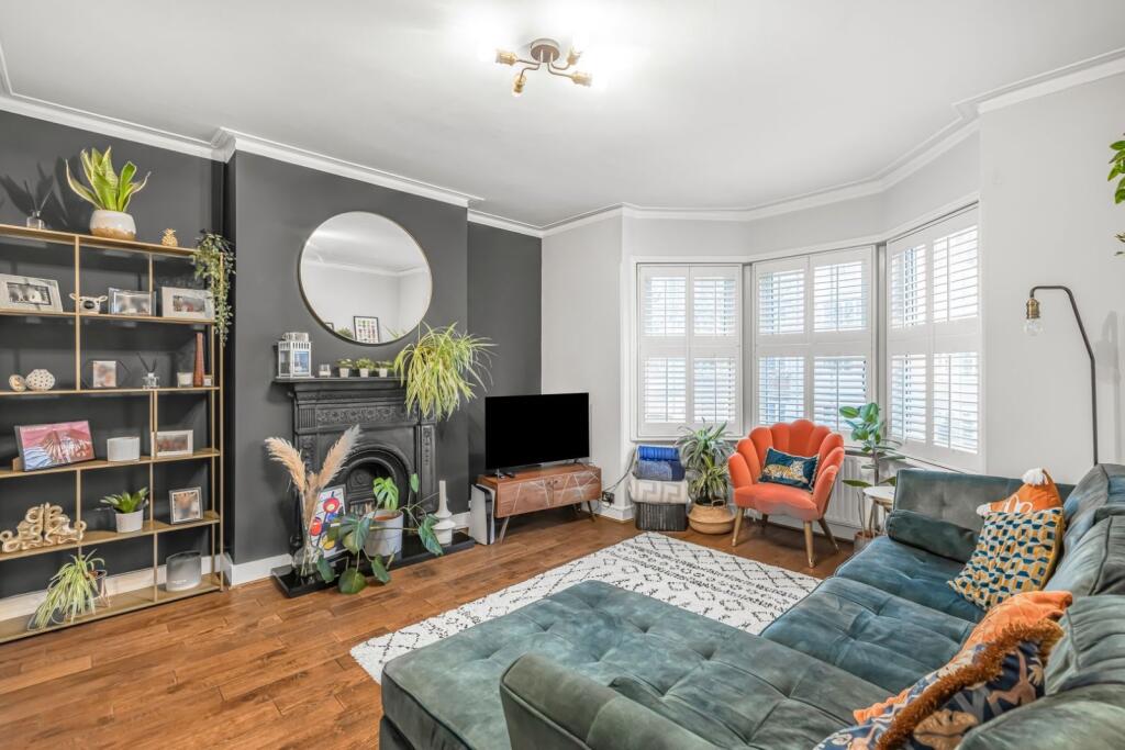 Main image of property: Burntwood Lane, Earlsfield, London, SW17