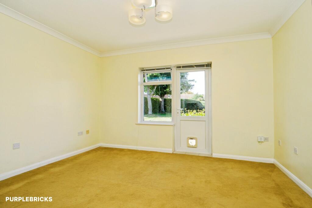 Apartment in Canterbury - More