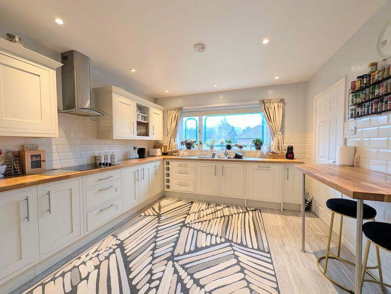 Saltfleet Road, Theddlethorpe  photo 2