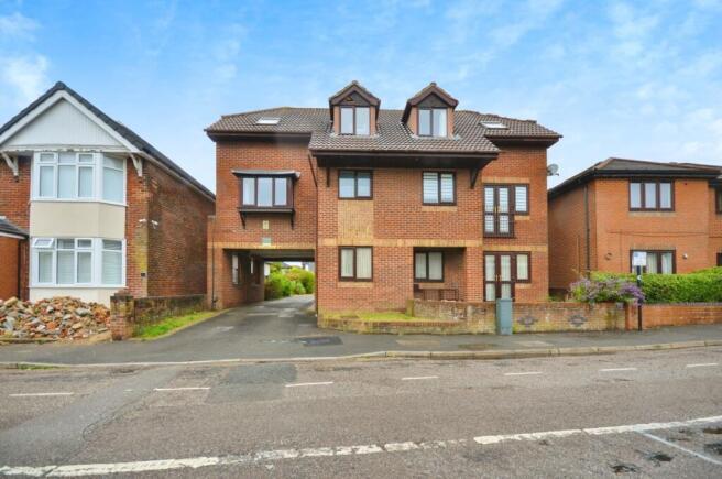 Main image of property: Queenstown Road, SOUTHAMPTON
