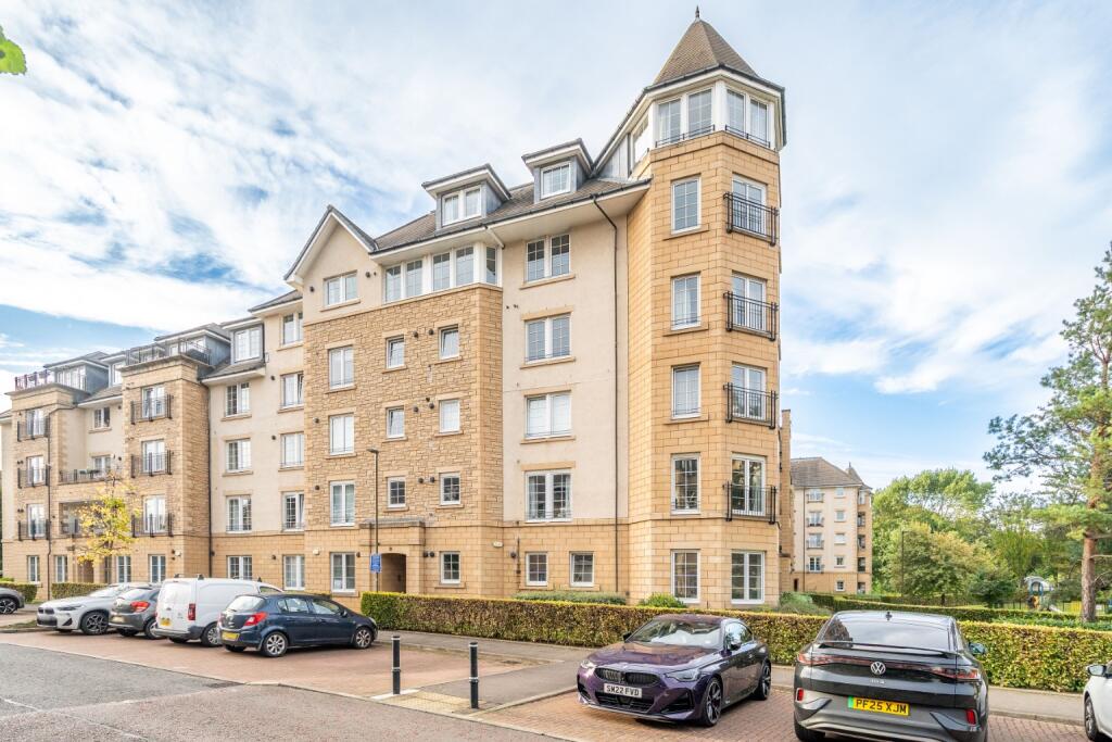 Main image of property: Powderhall Brae, Edinburgh, EH7