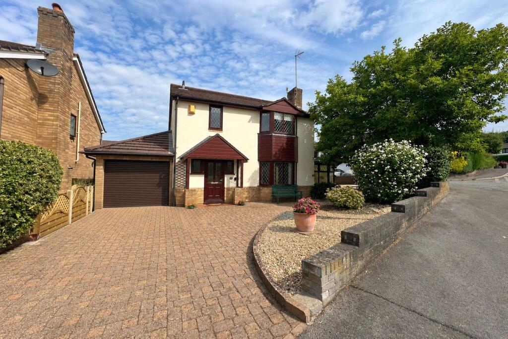 Main image of property: Plas Derwen Way, Abergavenny, NP7