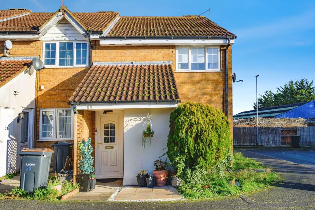 Main image of property: Malham Close, LUTON, Bedfordshire, LU4