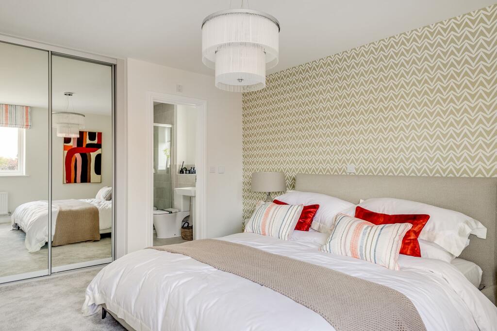 Maple Rise, Thorn Road, LU5 photo 5