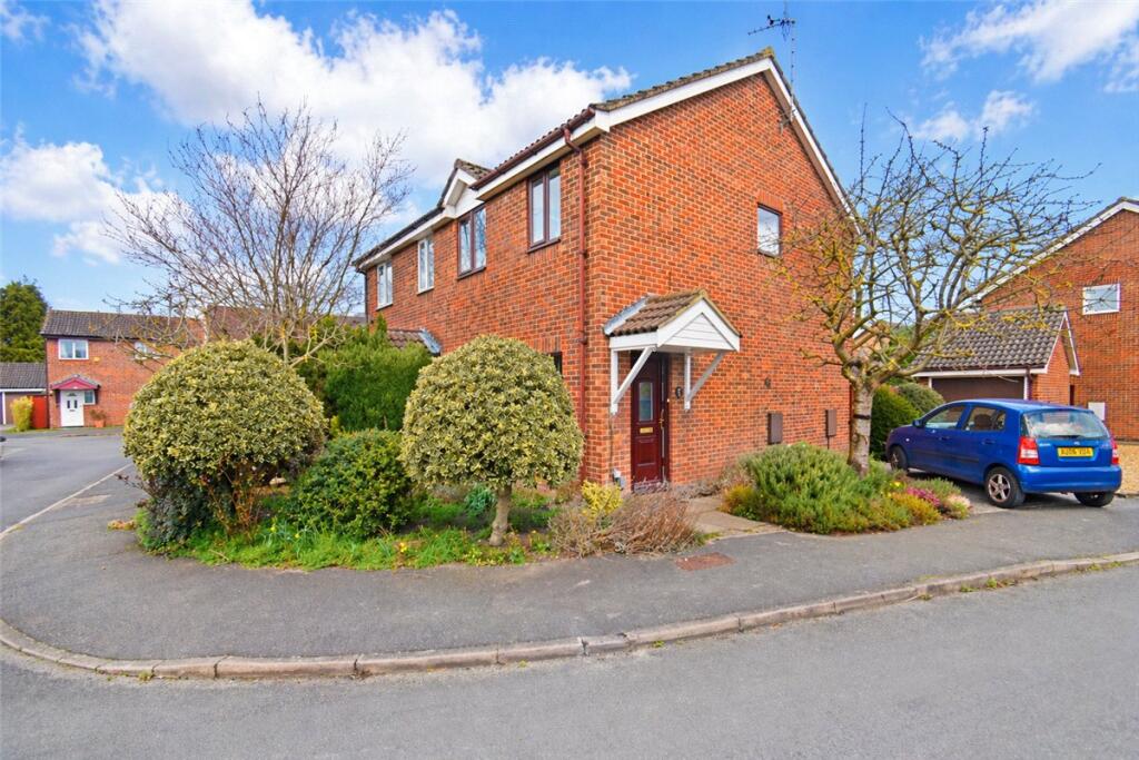 Main image of property: Harebell Close, Cherry Hinton, Cambridge, CB1
