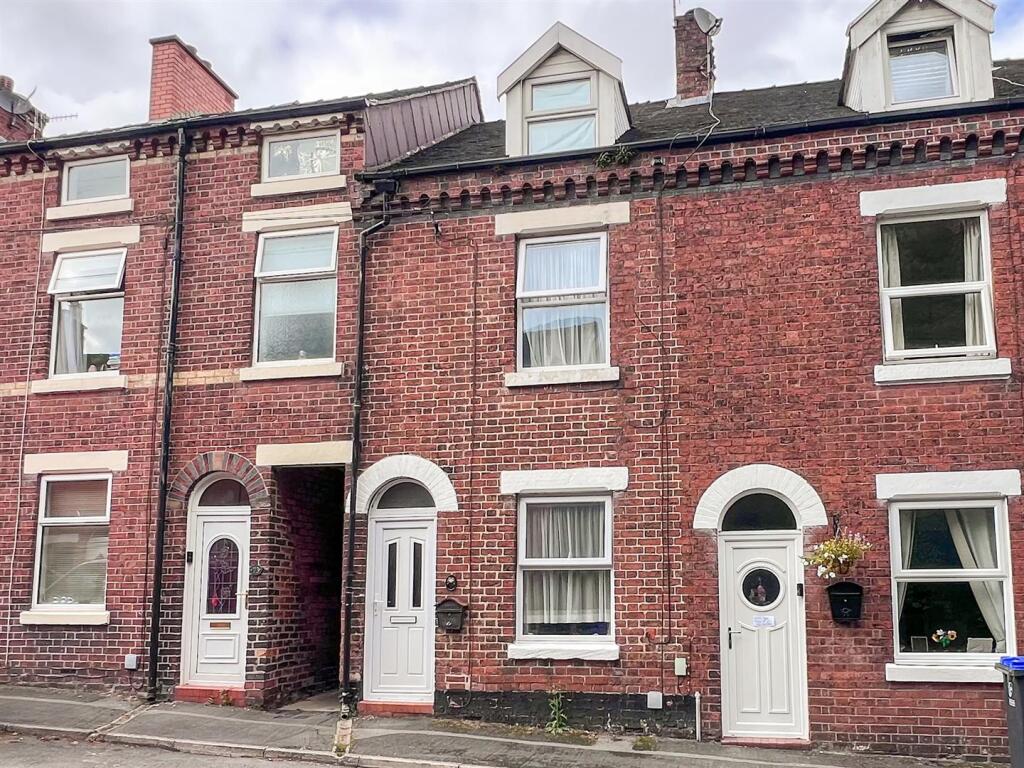 House in Staffordshire Moorlands, Leek