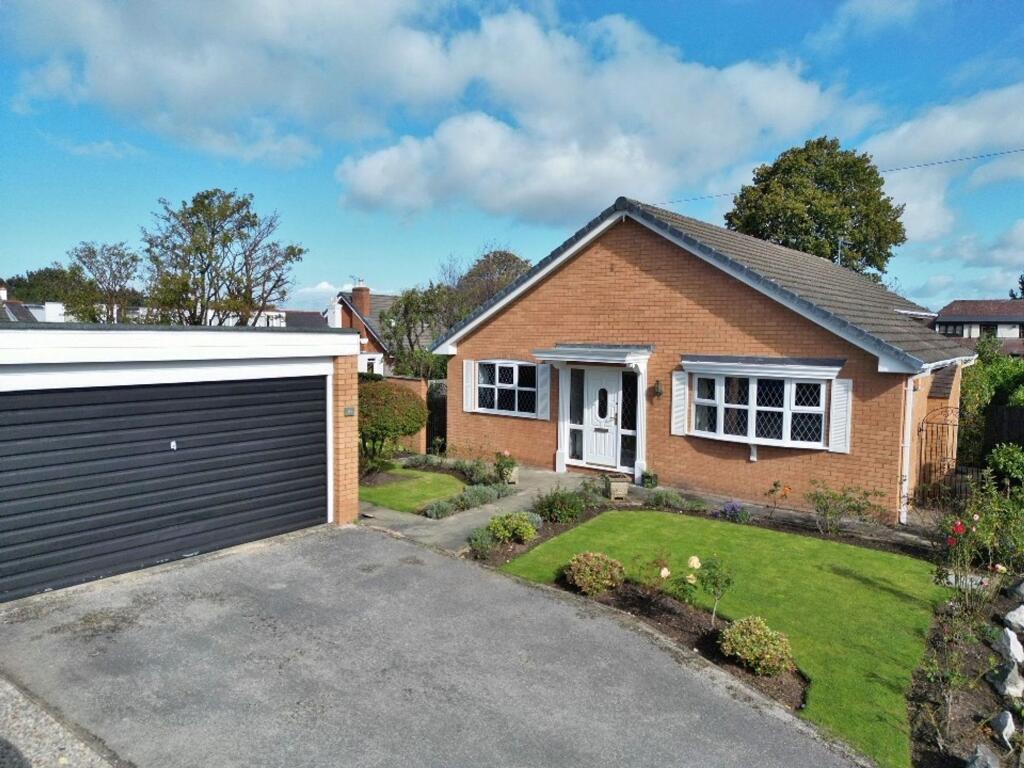 Main image of property: Topgate Close, Heswall, CH60