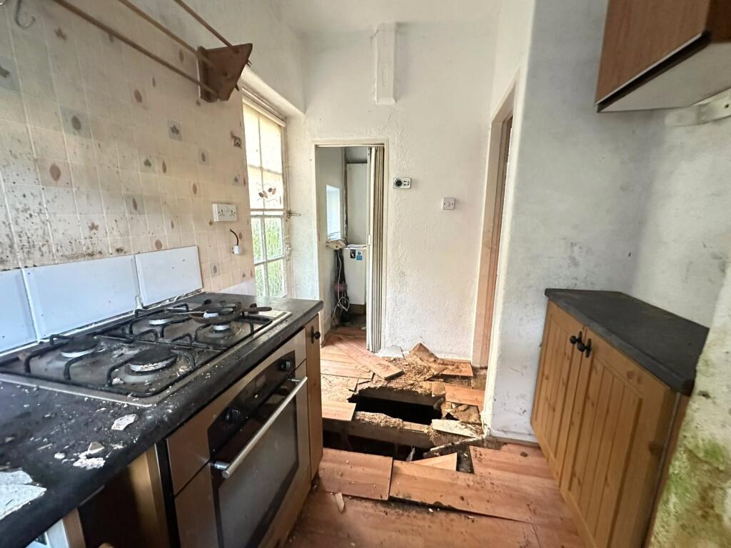 House in Stockport - View 4